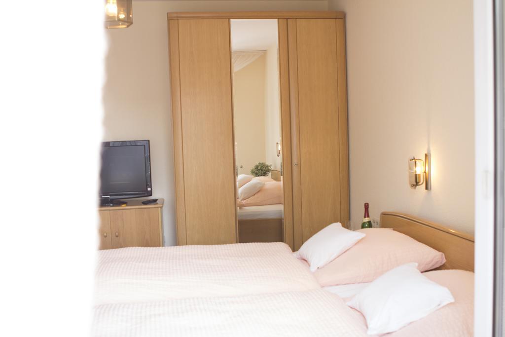 Hotel Haus Hönemann Lippstadt Zimmer foto